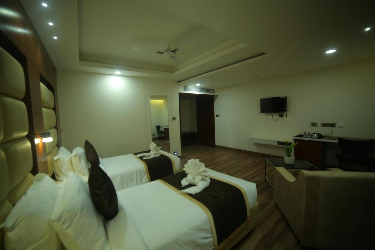 Sree Fortune Grand, Tadepalli Hotell Tadepalle Exteriör bild