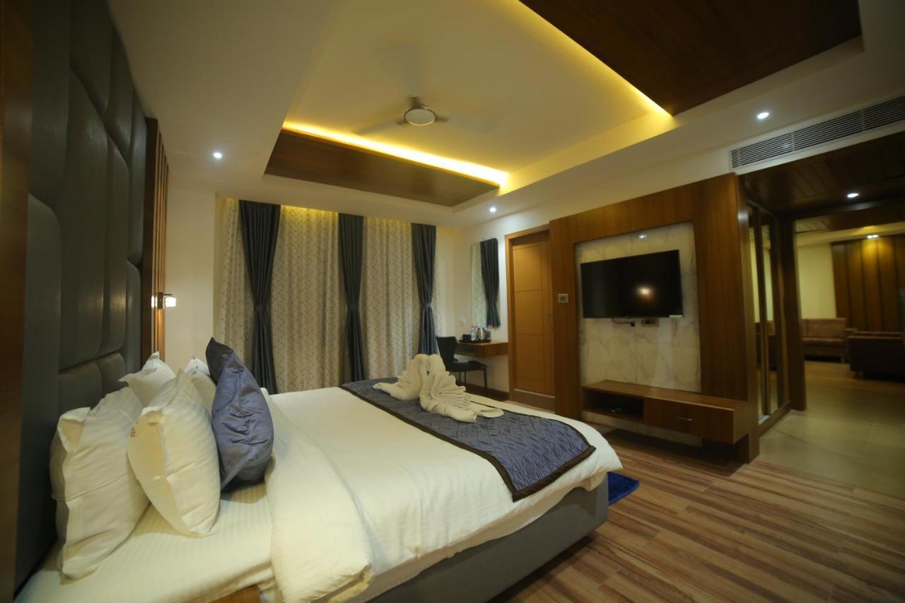 Sree Fortune Grand, Tadepalli Hotell Tadepalle Exteriör bild
